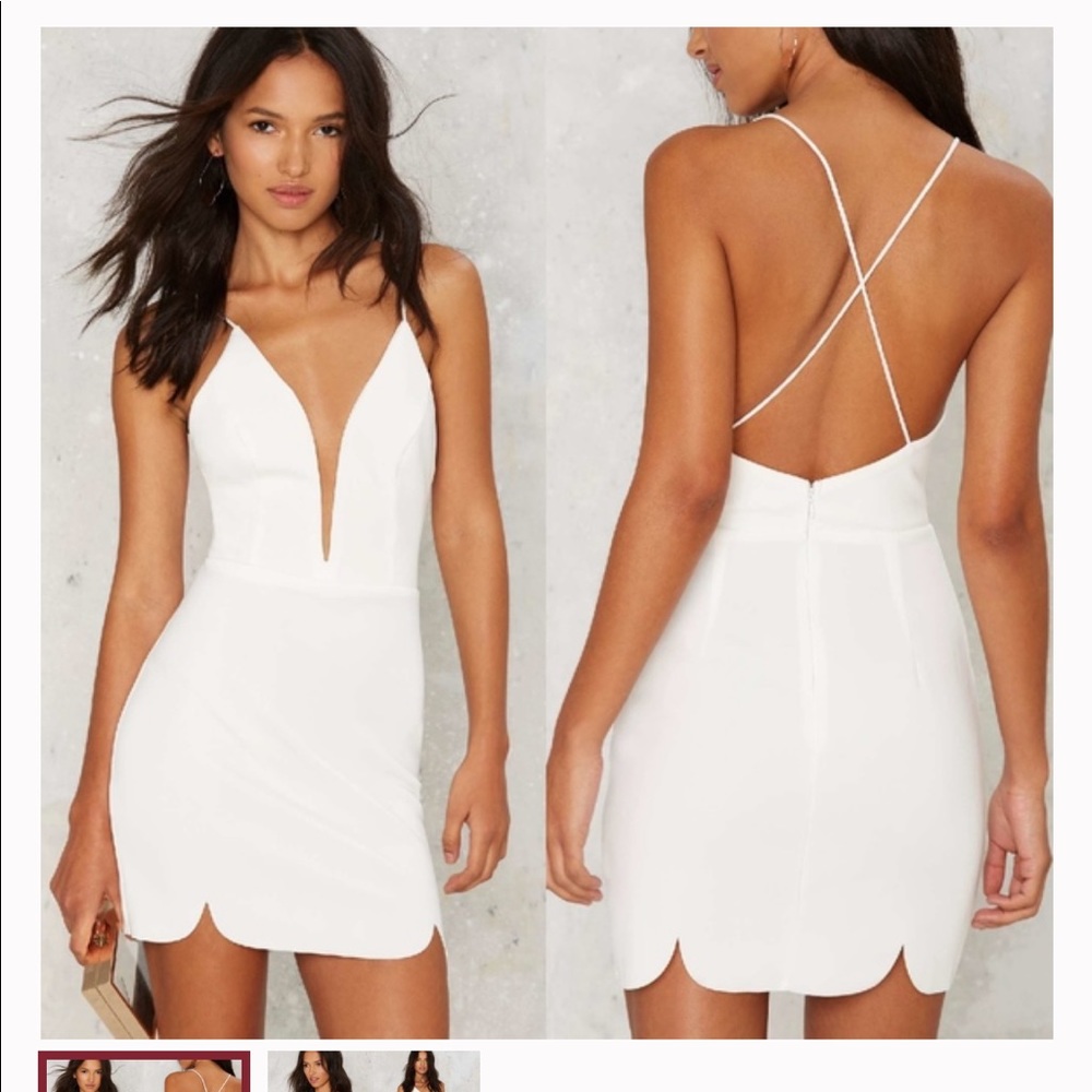 Plunge Neck Strapless Scallop Dress